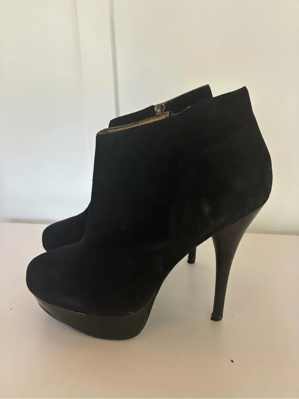 Steve Madden Black Suede Platform Ankle Booties - Women's High Heel. NO BOX